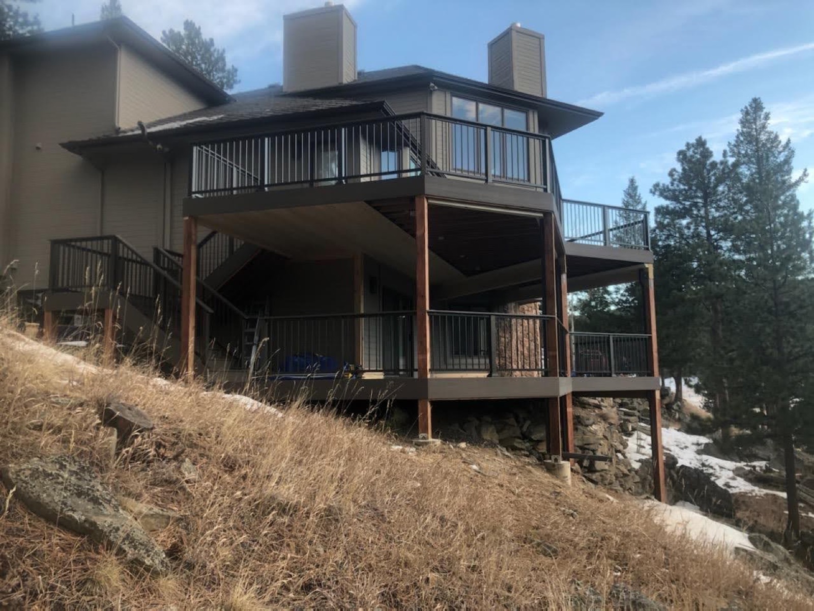 Pergola vs. patio cover: which is right for a Colorado backyard?
